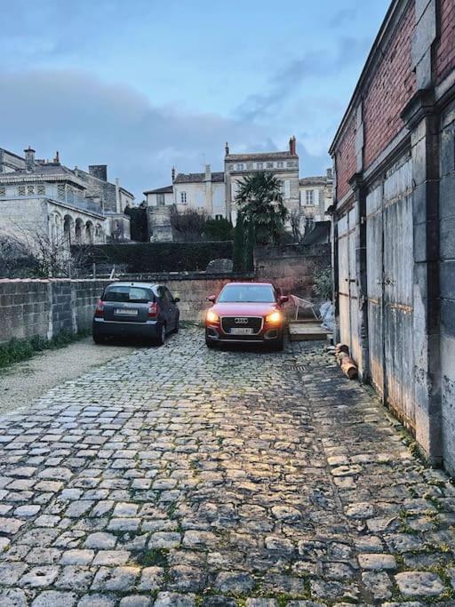 Maison + Parking Prive Au Coeur Angouleme 60M2 Exterior photo